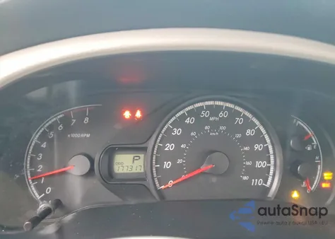 2011 Toyota Sienna Le z USA, uszkodzony, nr VIN 5TDKK3DC3BS045782